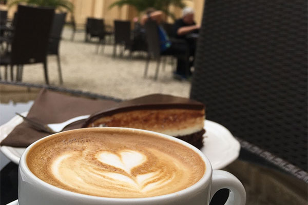 Naši kávu můžete ochutnat i v Café Chateu